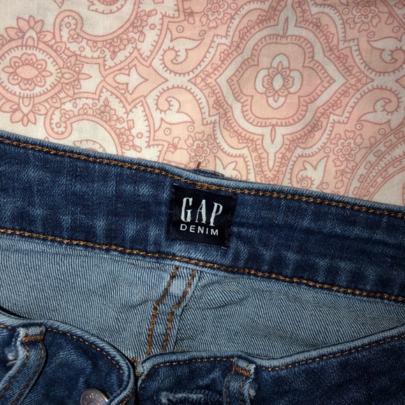 Jeans - Picture 3 of 4